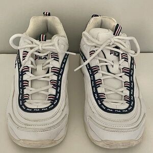 Fila White Chunky Sneakers – Retro Tape Logo – Size 9